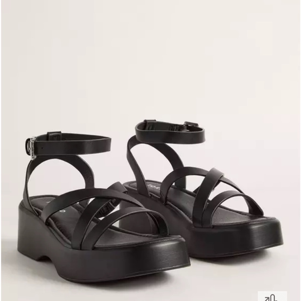 Torrid Strappy Flatform Sandals Size 13 WW